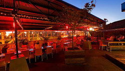 The Corner Hotel - Accommodation Resorts 3