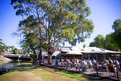 Anglers Tavern - Accommodation Resorts 3