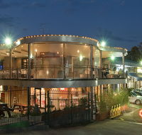 Castle Hill Tavern - Accommodation Resorts