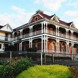 Heidelberg VIC Accommodation Resorts