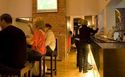 Queen's Head Hotel - Accommodation Resorts 0