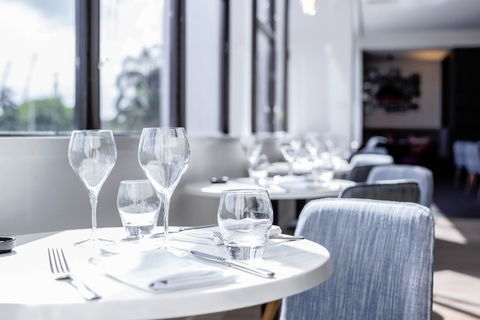 MRepublic Restaurant, Bar And Lounge - Accommodation Resorts 7