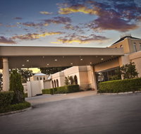 Shangri-La Gardens - Accommodation Resorts