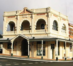 Queenstown TAS Accommodation Resorts