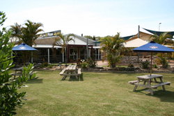 Moonee Beach Tavern - Accommodation Resorts 0