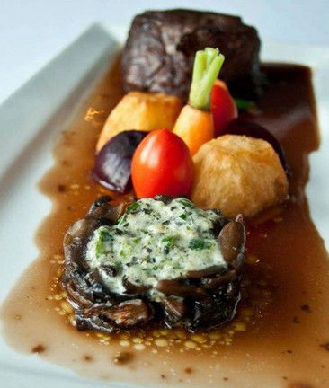 Aqua Linea Restaurant - Accommodation Resorts 4