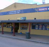 The Lake George Hotel - Accommodation Resorts