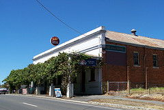 Red Hill Hotel - Accommodation Resorts 0
