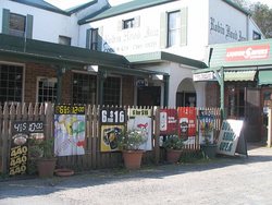 Robin Hood Hotel - Accommodation Resorts 1