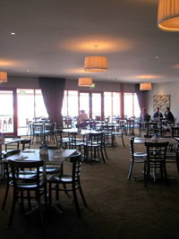 The Oxford Bathurst - Accommodation Resorts 2