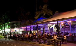 Central Hotel - Accommodation Resorts 2