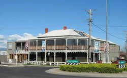 The Oxford Bathurst - Accommodation Resorts 3