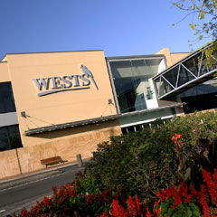 New Lambton NSW Accommodation Resorts