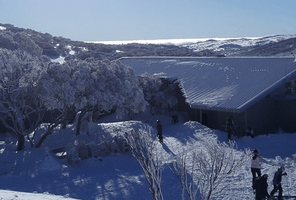 Sundeck Hotel - Accommodation Resorts 4