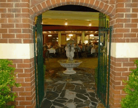 LaVida Bar And Restaurant - Accommodation Resorts 0