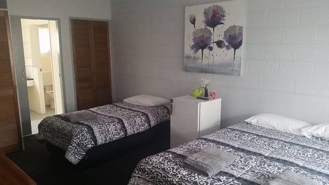 Kabra Hotel - Accommodation Resorts 1