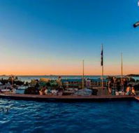 Anchor Bar - Accommodation Resorts