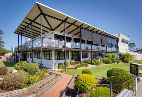 Taree Leagues Sports Club - Accommodation Resorts 4