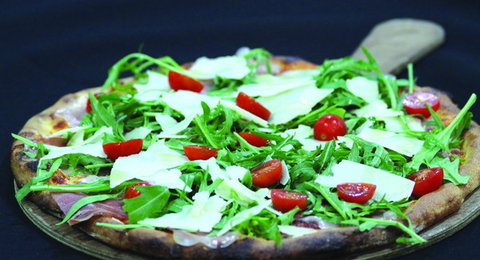 Lilys Restaurant Bar & Function Centre - Accommodation Resorts 5