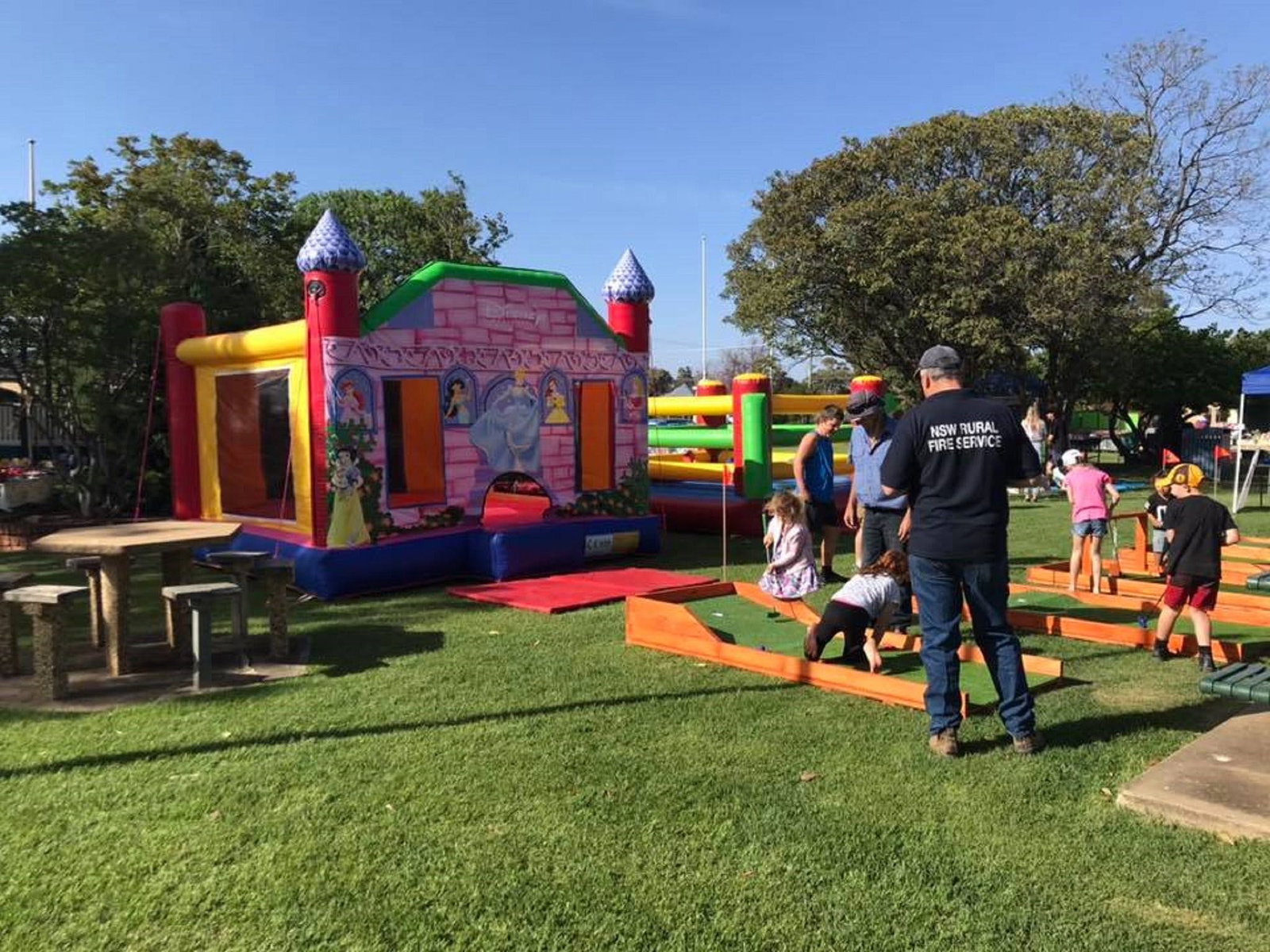 Mayrung NSW Accommodation Resorts