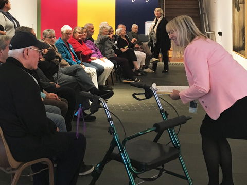 Accessible Art Tours In The Gallery - Accommodation Resorts 0