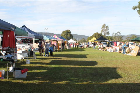 Clarence Town Markets - Accommodation Resorts 0