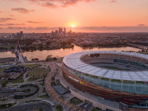 Geelong Cats V Collingwood - AFL Round 7 - Accommodation Resorts 0