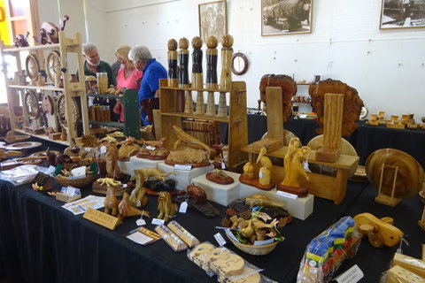 Kiama Woodcraft Group - Exhibition And Sales - Accommodation Resorts 0