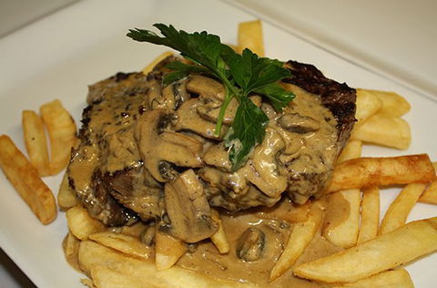 Nut 'n' Fancy - Accommodation Resorts 1