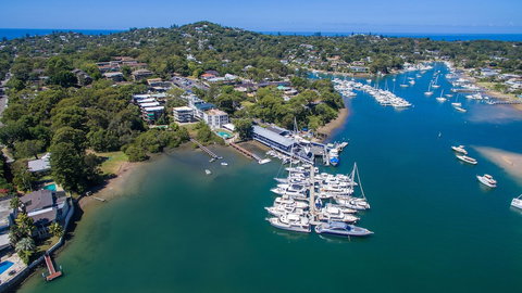 Metro Mirage Hotel Newport - Accommodation Resorts 2