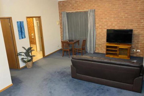 Best Western Coastal Waters Motor Inn - Accommodation Resorts 3