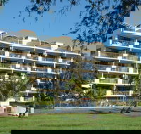 Sails Resort on Golden Beach - Accommodation Resorts