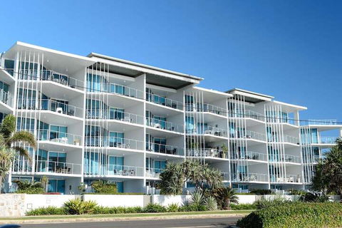 C Bargara Resort - Accommodation Resorts 3
