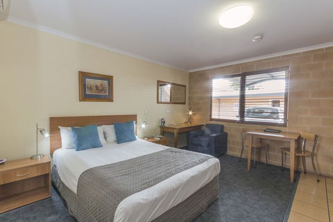 Windmill Motel And Events Centre - Accommodation Resorts 6