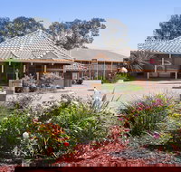 The Standpipe Golf Motor Inn - Accommodation Resorts