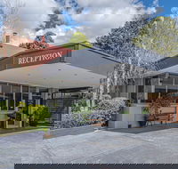 Cotswold Gardens - Accommodation Resorts