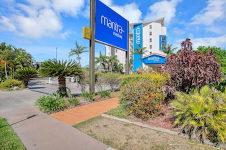 Andergrove QLD Accommodation Resorts