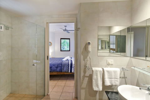 L'Auberge Noosa - Accommodation Resorts 3