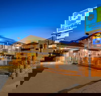 SureStay Hotel by Best Western Blue Diamond Motor Inn - Accommodation Resorts