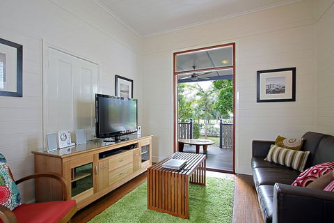 A PERFECT STAY - Harkaway - Accommodation Resorts 2