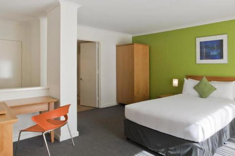 Ibis Styles Alice Springs Oasis - Accommodation Resorts 5