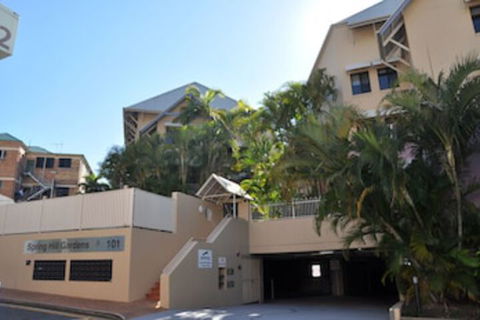 Spring Hill Gardens Apartments - Accommodation Resorts 0