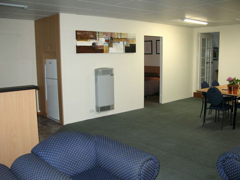 Barclay Motor Inn - Accommodation Resorts 4