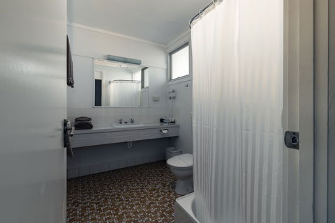 Barclay Motor Inn - Accommodation Resorts 5