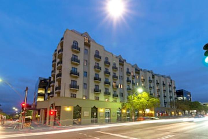 City West Campus SA Accommodation Resorts