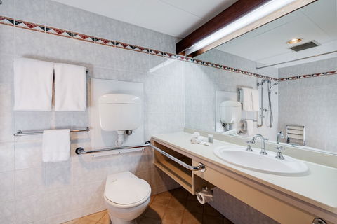 Adelaide Inn - Accommodation Resorts 3