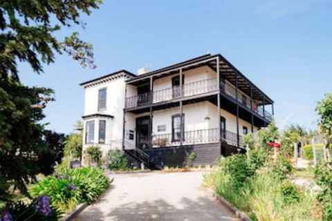 The Dragonfly Inn - Accommodation Resorts 0