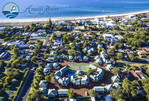 Amalfi Resort - Accommodation Resorts 1