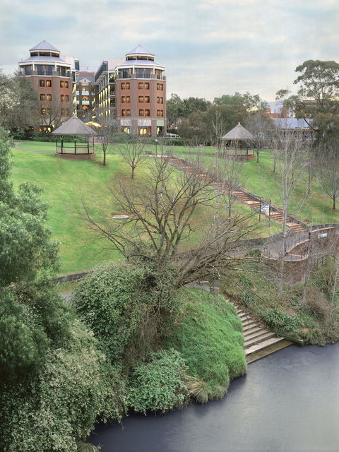 Amora Hotel Riverwalk Melbourne - Accommodation Resorts 3