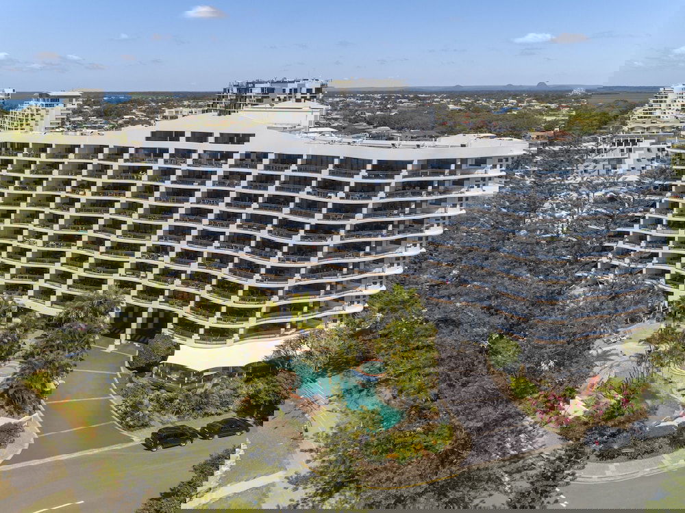 Golden Beach QLD Accommodation Resorts